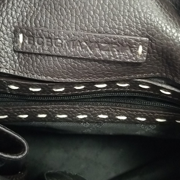 BCBG MAX AZRIA Italian Black Leather Signature Hobo Satchel Handbag Purse - Picture 4 of 8